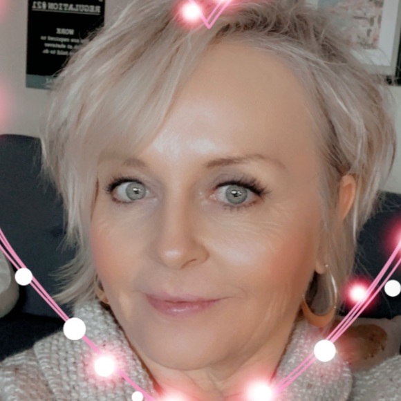 Meet your Posher, Tonya - Picture 1 of 1